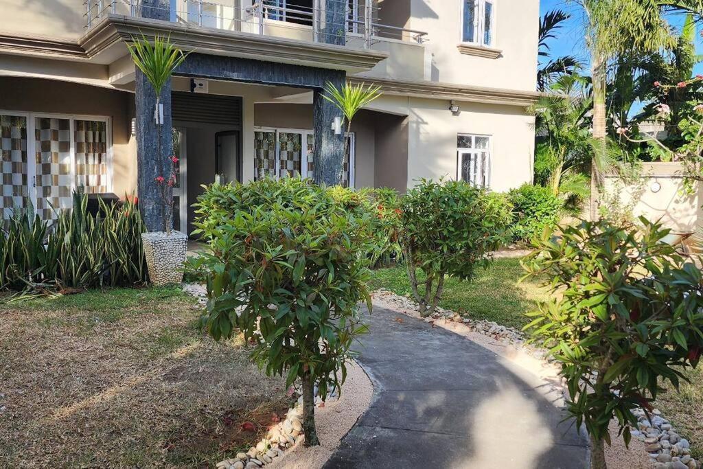 Number 9, 2Nd Floor,Pebble Bay Appartments Grand Baie Zewnętrze zdjęcie